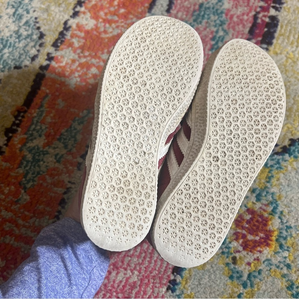 Adidas Kids Gazelle Maroon Sneakers 11.5 - Picture 5 of 9